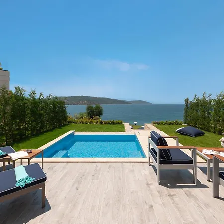 Family Terrace